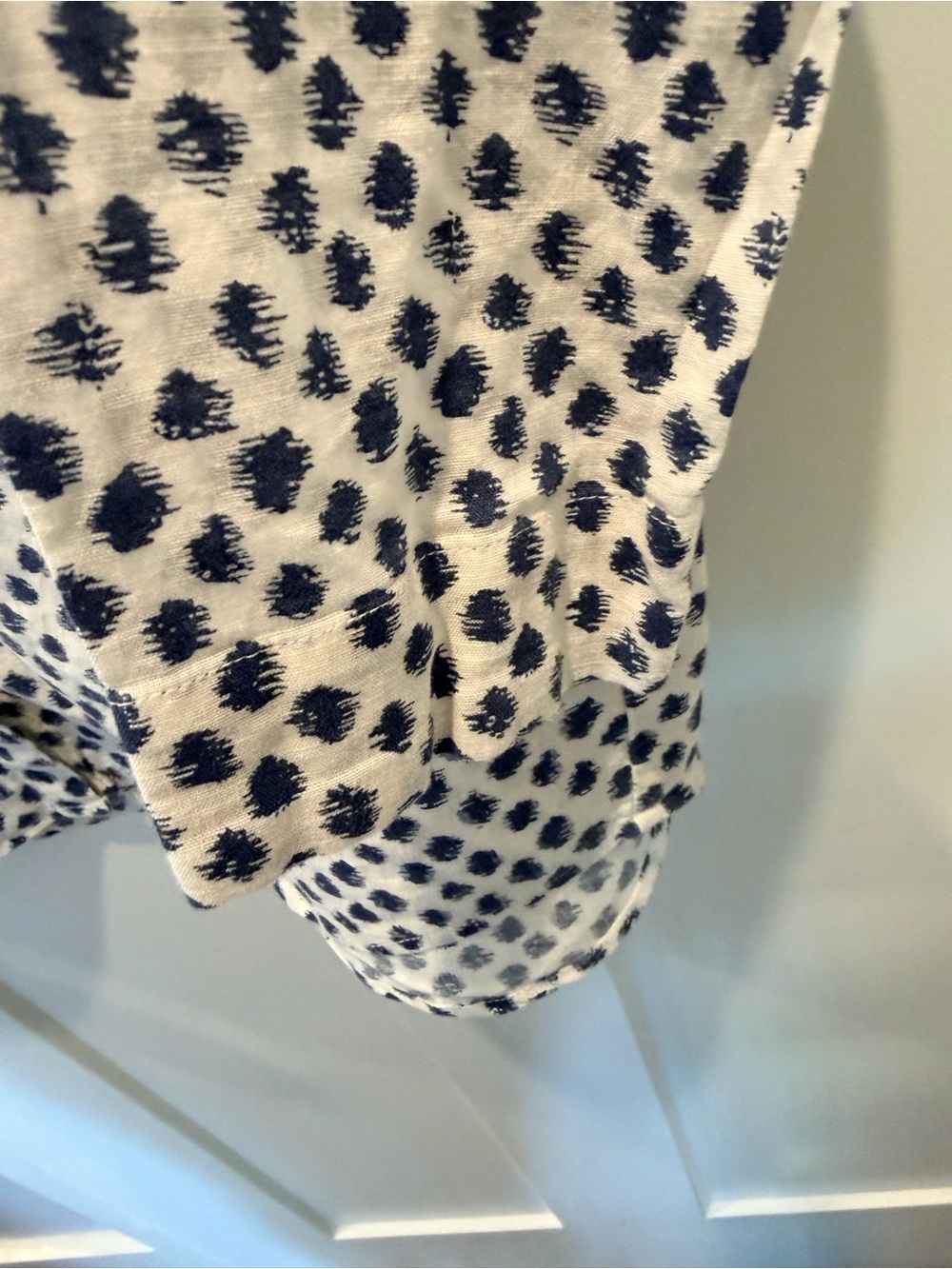 Hester & Orchard Linen Blend Button Front Blouse Small Navy White Print Top - Picture 4 of 9